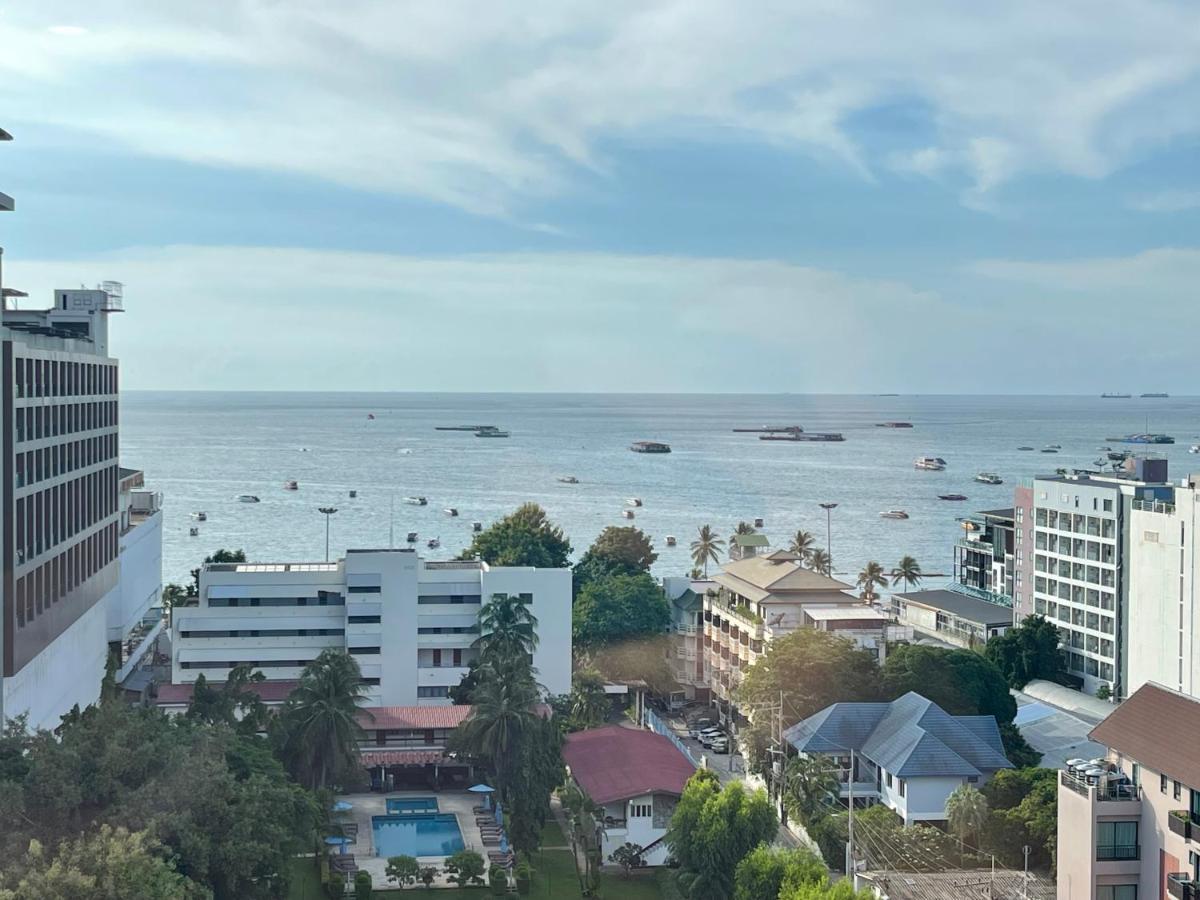 The Edge Central Pattaya Exteriör bild